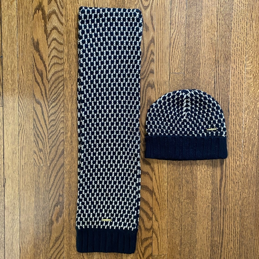 Little Marc Jacobs Girl Hat & Scarf Set size: 2-4